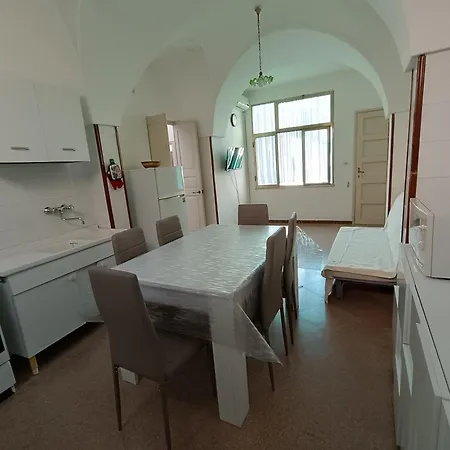 Prestigioso Palazzo Muia Con Vasca Idromassaggio Lejlighed